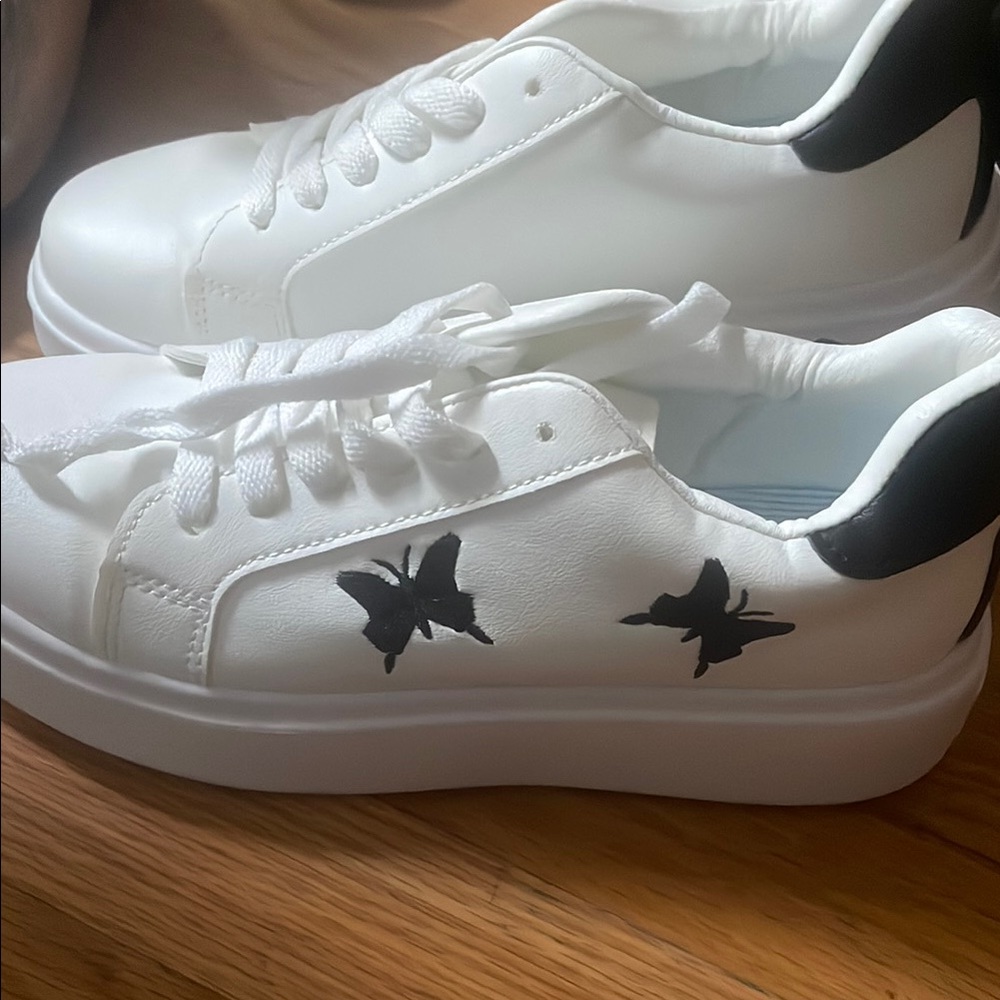 SHEIN White and Black Butterfly Sneakers